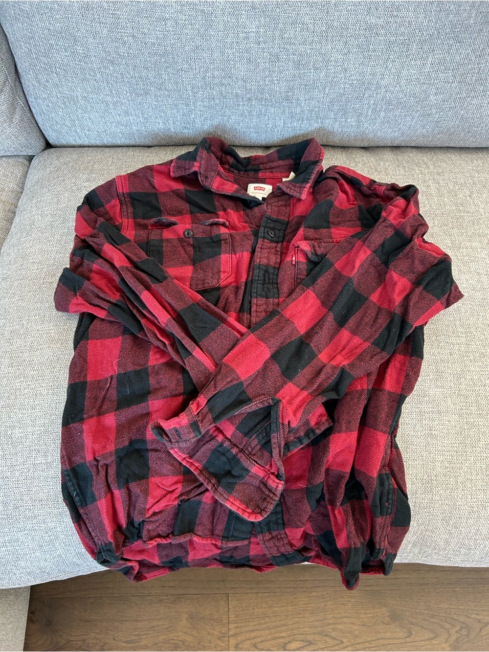 Men's Levi Red & Black Plaid Flannel Shirt